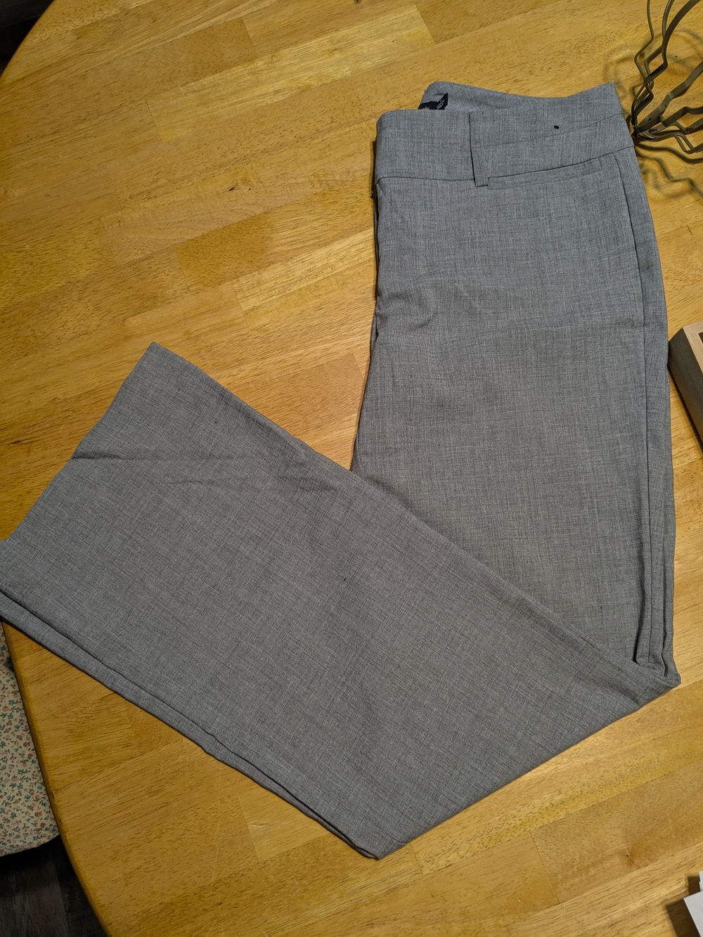 New York & Company Straight-Leg Dress Pants in Light Gray